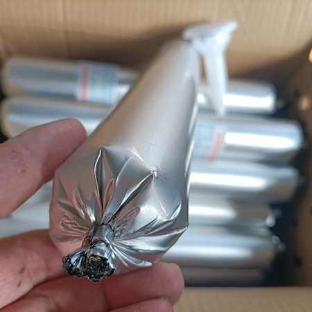 聚氨酯遇水膨脹止水膠